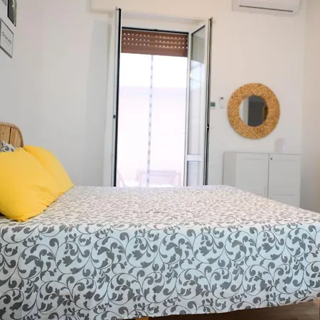 Casina Da Vinci, Monolocale Ecosostenibile * Alassio