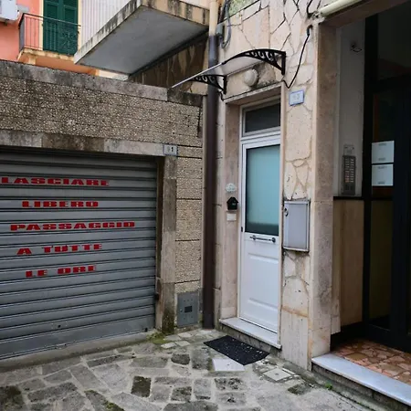 Apartment Casina Da Vinci, Monolocale Ecosostenibile Alassio